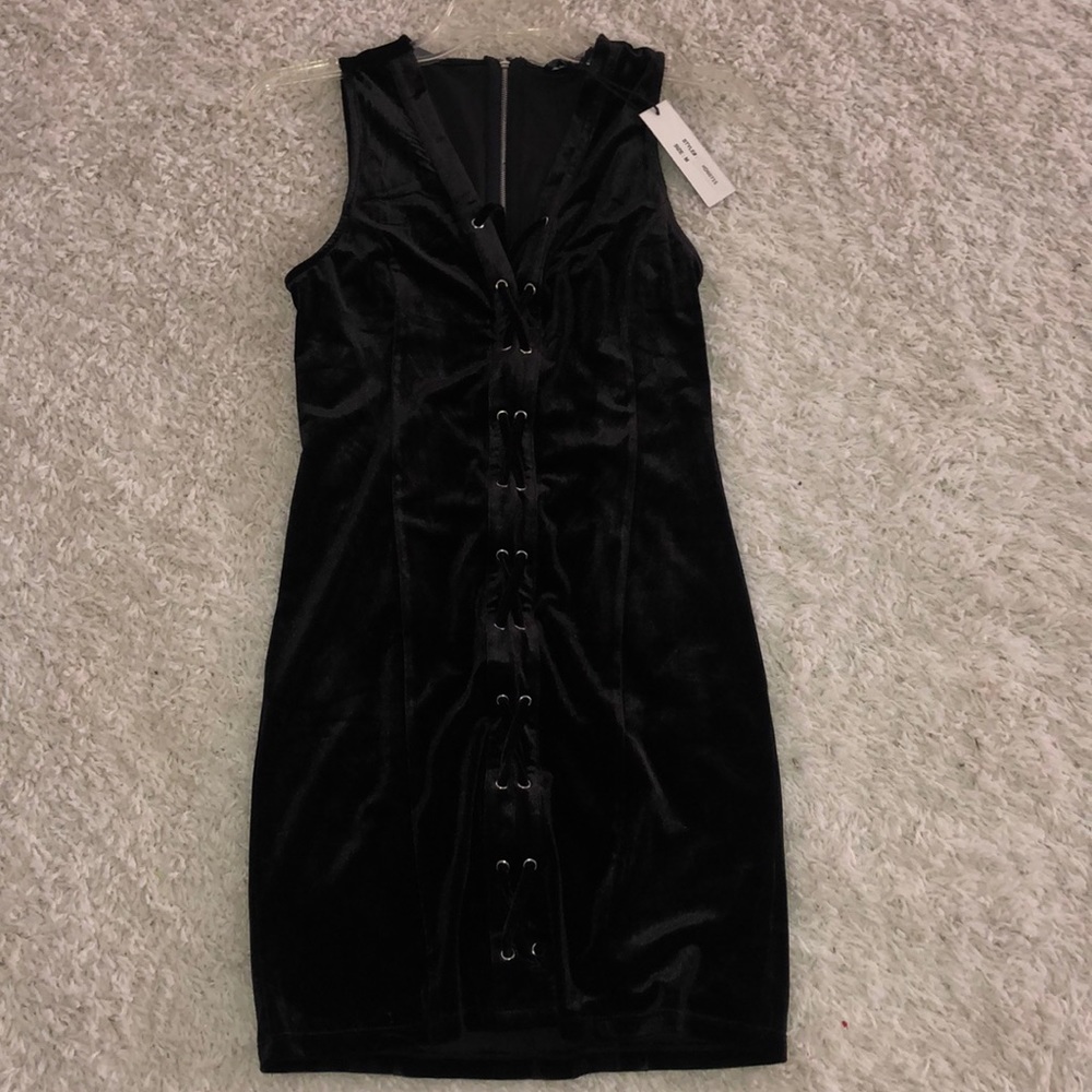 🆕 Velvet Bodycon Dress